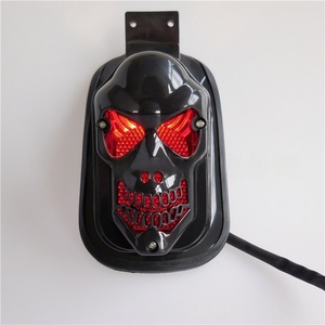 Accessoires pour motos, feu arrière de moto avec support, feu arrière, feu arrière en forme de visage de fantôme - Product Image 4