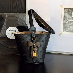 Bolso de Mano Tipo Cubo de Alta Calidad para Mujer, Diseño Personalizado Impreso, Versátil, Elegante, de Lujo, Bandolera - Product Image 3