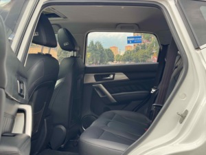 Voiture d'occasion Haval H2 <span class=keywords><strong>2016</strong></span> 1.5T Automatique SUV Luxe Conduite à Gauche 75001-100000 Miles Euro VI - Product Image 5