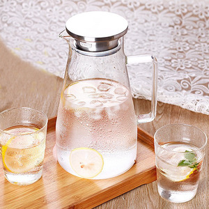 Carafe à eau en verre avec couvercle, grande capacité, pour usage domestique estival, idéale pour les fêtes - Product Image 1