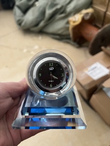 Adorno de Cristal <span class=keywords><strong>Dilu</strong></span>, Botella de Perfume para Coche de Cristal, Bola de Cristal, Reloj de Mesa, Regalo Empresarial Europeo, Material de Papel de Algodón - Product Image 4