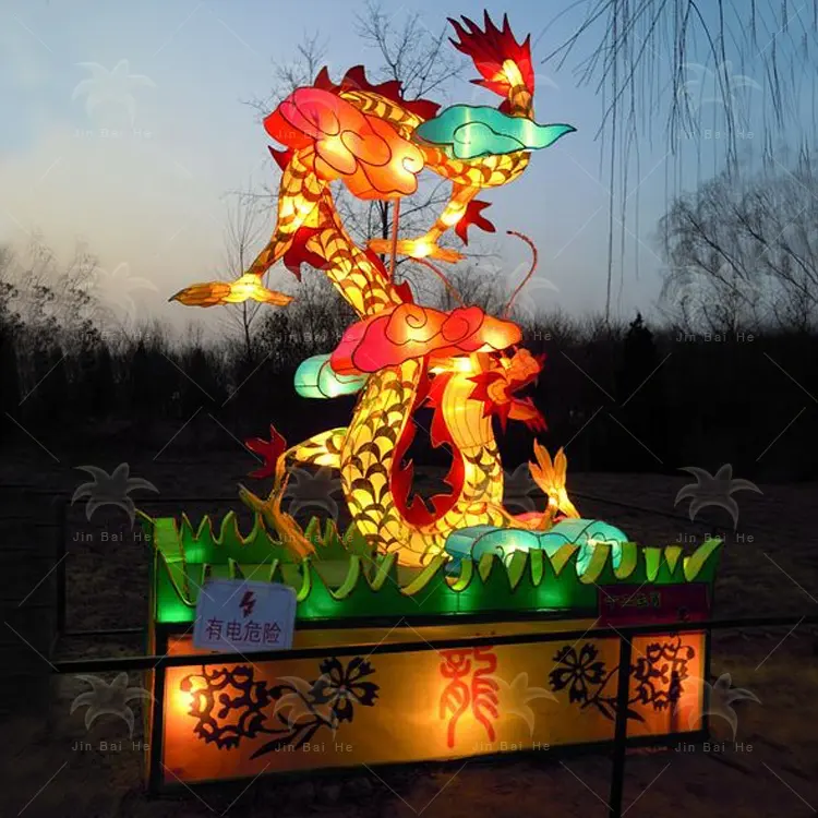 Chinese Zodiac Lantaarn Met Stalen Frame in Zijden Doek Voor Chinese Nieuwe Jaar Festival