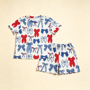 Ensemble deux pièces personnalisé OEM ODM pour enfants : T-shirt imprimé et short en tissu extensible pour la cour de récréation, l'école et la maison - Product Image 2