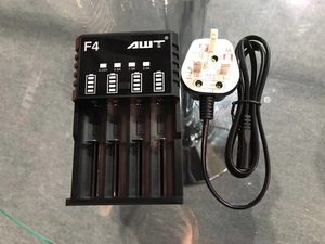 <span class=keywords><strong>Chargeur</strong></span> de batterie de voiture 5V 2A 4 emplacements à charge rapide AWT F4 2021, taux de rachat élevé, <span class=keywords><strong>booster</strong></span> de démarrage, démarreur de secours, batterie de téléphone portable DC - Product Image 4