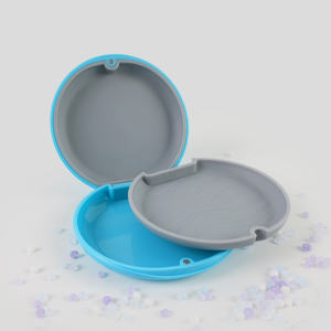 กล่องใส่รีเทนเนอร์จัดฟันคุณภาพสูง บริการ OEM กล่องใส่ฟันปลอมบางส่วน - Product Image 3