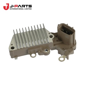 ชุดควบคุมเครื่องกำเนิดไฟฟ้าสำหรับรถยนต์โตโยต้าไฮเอซ LH103 ปี 1993-1998 รุ่น 27700-35040 27700-65010 - Product Image 1
