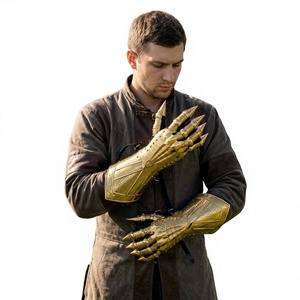 Guantes de Garra de Latón Chapado en Oro, Armadura Medieval, Estilo Gótico, Diseño Antiguo, Fundición Artesanal - Product Image 1