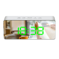 2021 New Fashion Home LED-Zeitanzeige Digital Mirrorl Clock Snooze LED-Spiegel Wecker