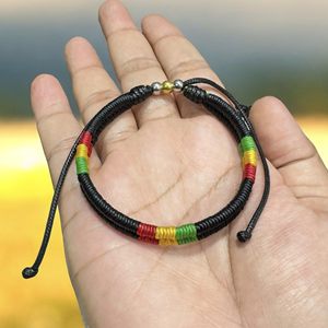 Pulsera Trenzada Rasta <span class=keywords><strong>Reggae</strong></span> Jamaica Roja, Amarilla, Verde y Negra, Cordón Encerado, Cierre de Pulsera, Hecha a Mano - Product Image 3