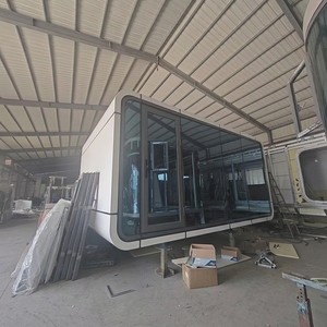 Capsula Spaziale per Osservazione delle Stelle con Lucernario, Studio Mobile Prefabbricato, Cabina Modernista per Ritiro nel Bosco - Product Image 3