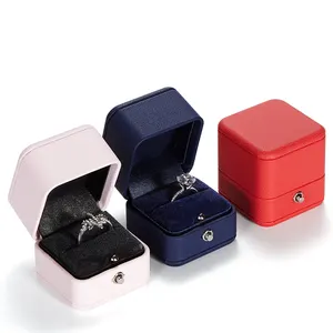 China Mode Klassiker kleine kubische rot blau rosa royal blau figur iert pu Leder Schmuck Aufbewahrung paket Box Mädchen Verlobung sring Box