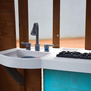 Casa de Juegos de Madera para Niños, Resistente a la Intemperie, con Cocina de Juguete, Toldo Rojo, Valla y Comedero para Pájaros - Cabaña de Juegos para Diversión en el Patio Trasero - Product Image 5