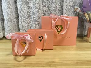 Custom Logo Handmade Luxury <b>Clothing</b> <b>Packaging</b> Paper <b>Bags</b> Lamination Ribbon Cotton Rope Handle for Boutique Shopping Gift <b>Bags</b> - Product Image 4