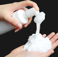 Brosse en silicone mousseuse, flacon ovale cosmétique pour masque facial, lotion, shampoing avec pompe pulvérisatrice, flacon vide en PET à pression pour nettoyage