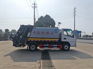 Camión de Basura con Compactador de Carga Trasera Dongfeng, Camión de Recolección de Basura Compactada - Product Image 5