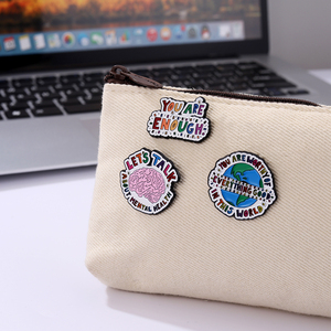 Pins de Metal Plateado con la Frase 'You Are Enough', Citas Inspiradoras Personalizadas, Esmalte Suave para Insignias con Frases Positivas, Venta al Por Mayor - Product Image 2