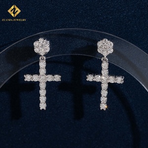 Pendientes Clásicos de Cruz en Oferta, Pendientes Redondos con Diamantes Cultivados en Laboratorio, Engaste de Plata 925, Cierre de Rosca - Product Image 5