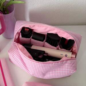 <span class=keywords><strong>Bolsa</strong></span> Organizadora <span class=keywords><strong>de</strong></span> Herramientas para el Cabello <span class=keywords><strong>de</strong></span> Viaje | <span class=keywords><strong>Bolsa</strong></span> <span class=keywords><strong>de</strong></span> Almacenamiento para Secador <span class=keywords><strong>de</strong></span> Pelo y Rizador |   Neceser <span class=keywords><strong>con</strong></span> Múltiples <span class=keywords><strong>Compartimentos</strong></span> |   Exterior <span class=keywords><strong>de</strong></span> algodón - Product Image 1