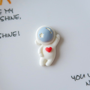 Ciondoli in resina all'ingrosso telefono cellulare alla rinfusa di ciondoli spazzatura per telefoni spaziali astronauta in resina Charms - Product Image 6