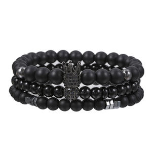 Conjunto de tiras de corona pequeña transfronteriza Pulsera Piedra de lava mate negra mezclada con aleación de zinc chapada en oro de Zirconia para fiestas - Product Image 6