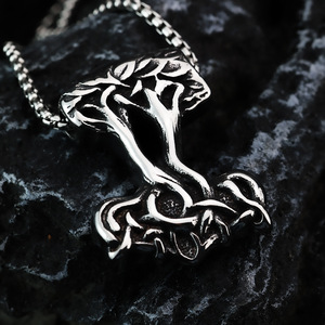 จี้ต้นไม้แห่งชีวิตสไตล์ไวกิ้ง ทำจากสแตนเลสสตีล ดีไซน์ไม่สมมาตร เหมาะสำหรับผู้ชาย สวมใส่ได้ทุกวัน แมทช์กับเสื้อผ้าได้ - Product Image 4