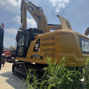 Excavatrice d'<span class=keywords><strong>occasion</strong></span> CAT320GC à faibles émissions pour le creusement de fondations résidentielles et le creusement de tranchées utilitaires sur les chantiers de construction de moyenne envergure - Product Image 1