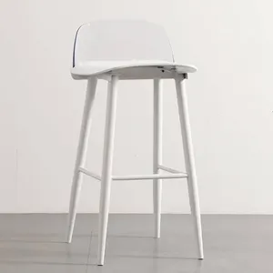 Tabouret de bar moderne avec structure en fer robuste et design KD - Product Image 4