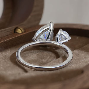 แหวนแฟชั่นแบบเปิด ประดับเพชรพลอย ชุบทอง ทรงลูกแพร์ แหวนหมั้นสำหรับผู้หญิง - Product Image 6