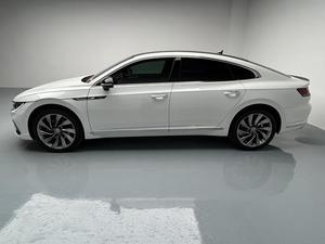 Pour CC 2020 Modèle 380TSI D (Édition Duomu) Berline 2.0T Turbo Voiture d'<span class=keywords><strong>occasion</strong></span> Conduite à gauche R18 Toit ouvrant Intérieur foncé - Product Image 3