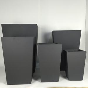 กระถางต้นไม้ไฟเบอร์กลาสสีดำแข็งแรงทนทาน ดีไซน์เรียบง่าย เหมาะสำหรับใช้กลางแจ้งและในบ้าน - Product Image 5