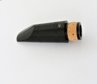High-End Bakelite Clarinet Mouthpiece with Cap and Ligatures Complimentary Musical Instrument Accessory for Clarinets