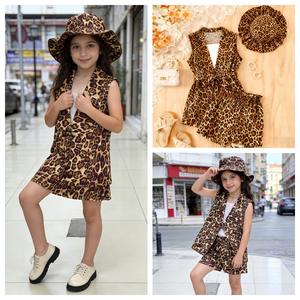 Bộ đồ bốn món mùa xuân hè cho bé gái: Áo gile không tay họa tiết da báo, quần đùi, mũ - Product Image 5