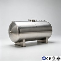 304 Edelstahl Horizontaler Lagertank 500-50000L SS304 Sanitär-Flüssigkeitslager ASME CE Hersteller