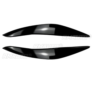 Autocollants pour les sourcils des phares avant de voiture, aspect noir brillant/carbone, pour BMW Série 5 F10 F11 2011-2014 - Product Image 2
