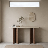 Console de style Wabi-sabi en travertin avec pieds en placage de bois massif, table de console pour l'entrée