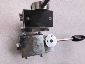SP 1 W-CK1206985 60 SP1W-CKS Distributeur hydraulique manuel directionnel 2 positions 4 voies SP1G-CK SP1W-CK SP 1 W-CK1206985 60 - Product Image 1