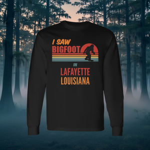 บิ๊กฟุตอาศัยอยู่ในลาฟาแยตต์ พาริช ลุยเซียนา เสื้อยืดแขนยาว - Product Image 3