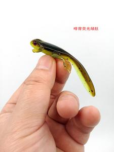 2024 8g 80mm Lagarto Simulación <span class=keywords><strong>de</strong></span> dos <span class=keywords><strong>tonos</strong></span> Cebo <span class=keywords><strong>de</strong></span> plástico <span class=keywords><strong>Rana</strong></span> Renacuajo Olor a pescado Cebo suave - Product Image 6