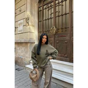 Sweat-shirt et sweat à capuche brodés pour femme, couleur kaki - Product Image 2