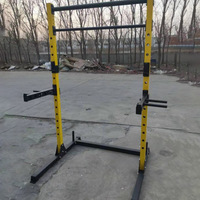 Station de musculation robuste avec barres de traction, machine Smith et rack de squat commercial pour entraînement de fitness en salle de sport