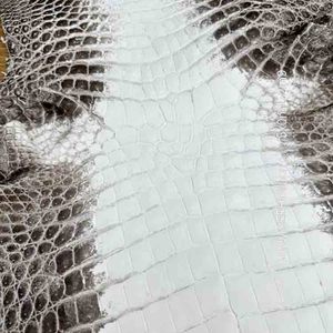 ที่ใส่กุญแจหนังจระเข้ไนล์ฝรั่งเศสหรูหราพร้อมการไล่ระดับสีหินธรรมชาติ - Product Image 4