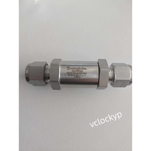 Válvula de Retención Swagelok SS-6C-1/3, 3/8 X 3/8 Hembra, Alivio de Presión de 1/3 PSI, Acero Inoxidable (S-T), Usada - Product Image 2