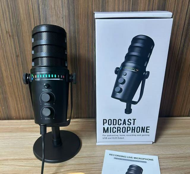 Factory Price MV7 Professional Wired Condenser Microphone with DSP Audio USB Connection for Live Streaming and Recording