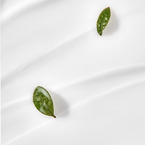 Private Label OEM Natural Whitening Invisible Spf 50 Sunblock Cream <strong>Sunscreen</strong> for the Skin - Product Image 2