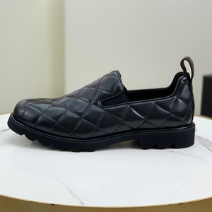Chaussures de marche confortables et élégantes en cuir souple de haute qualité, fabriquées à la main, tendance mode - Product Image 4