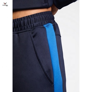 Survêtement d'hiver pour hommes en gros OEM avec impression numérique teinte en fil, col à capuche, motif uni, en molleton de coton - Product Image 4