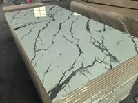 Haute brillance prix usine 15mm 18mm haute brillance Uv Mdf panneau de fibres de bois Sublimation brillant Mdf beaucoup de couleurs mélamine face Mdf