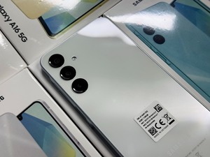 สมาร์ทโฟนรุ่น A16 5G |   โอคตาคอร์ |   ซิมคู่ |   หน้าจอ AMOLED ขนาด 6.1 นิ้ว |   การจดจำใบหน้า |   120W ฟ้าสต์อิงลิช - Product Image 5