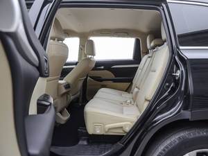 2019 <span class=keywords><strong>Toyota</strong></span> <span class=keywords><strong>Highlander</strong></span> 2,0 T 4WD Elite Edition Hybrid SUV Venta al por mayor Dirección de <span class=keywords><strong>mano</strong></span> derecha de alta calidad <span class=keywords><strong>7</strong></span> asientos Interior oscuro - Product Image 2