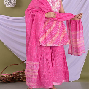 Kurti de algodón indio para mujer precio bajo fábrica de ropa étnica venta al por mayor Kurti 2023 diseñador vestido de tela de alta calidad - Product Image 2